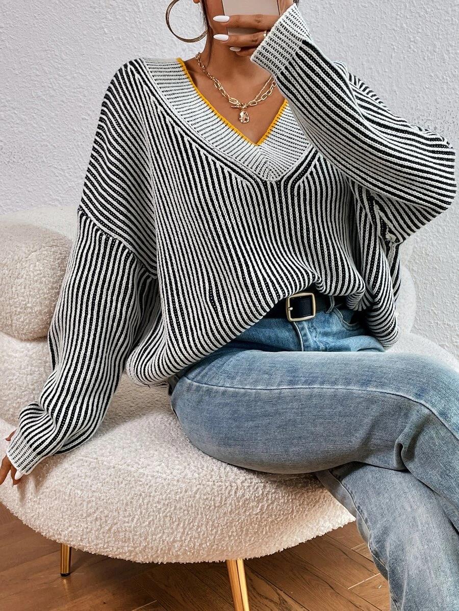 Fashion V-Neck Contrast Color Pullover Knitwear Sweater